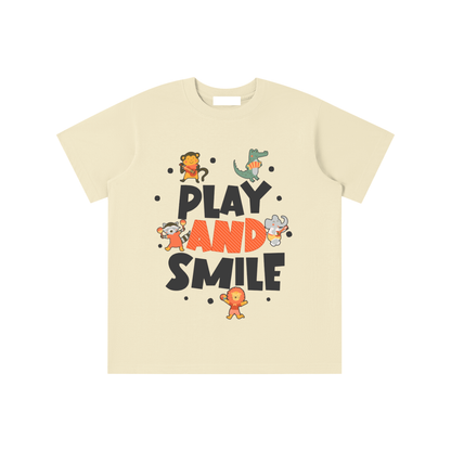 Play and smile Essential Kids' T-shirt